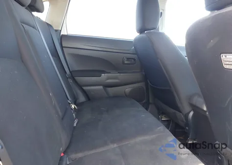 2014 Mitsubishi Outlander Sport Es z USA, uszkodzony, nr VIN 4A4AP3AU6EE013602